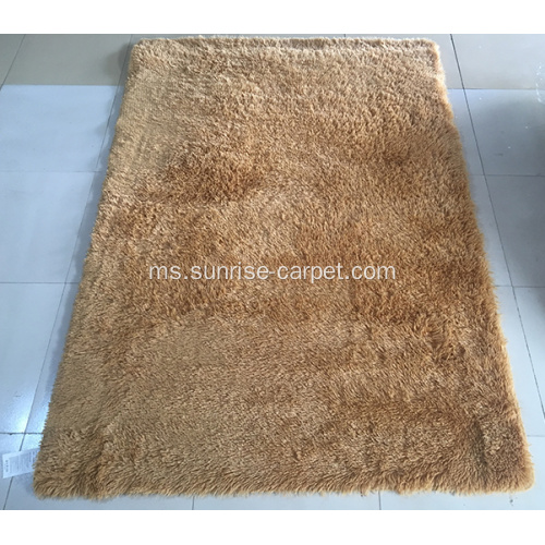 Silk lembut dengan karpet belakang slip anti